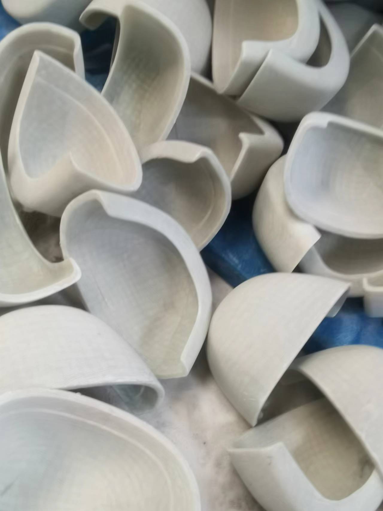 Modèle revêtu de PU 522 Capulet d'orteil en fibre de verre | 200J Résistance à l'impact pour les bottes de sécurité industrielle